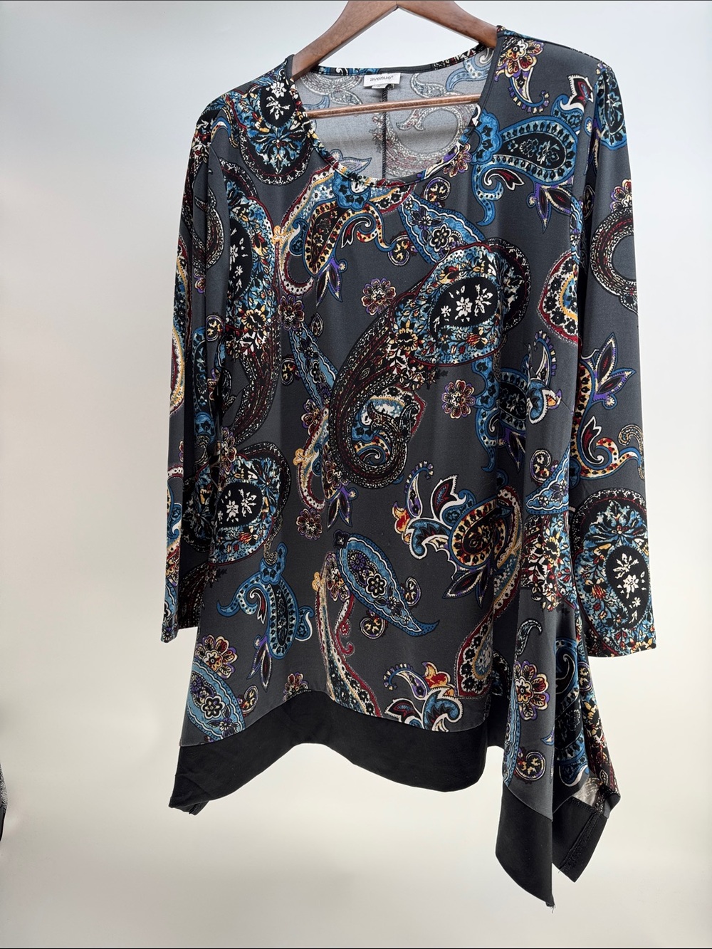 Avenue Paisley Asymmetric Tunic in Dark Gray with Blue and Cream